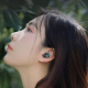 Ecouteurs Bluetooth 5.0 Mini Invisibles Intra-Auriculaires Sans Fil Or Avec Boîtier de Charge Rapide et Réduction de Bruit - ...