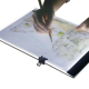 Tablette Lumineuse Ultra Fine A4 USB Pour Artistes Avec Contrôle De Luminosité Pour Dessin Animation Et Visionnage - www.yoni...