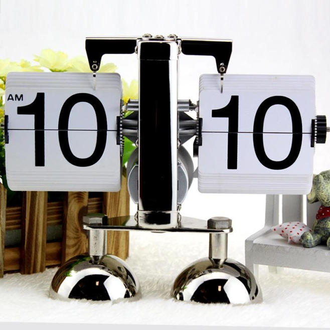 Horloge Décorative Équilibrée à Rotation Automatique en Métal Blanc Pour Maison et Bureau - www.yonis-shop.com