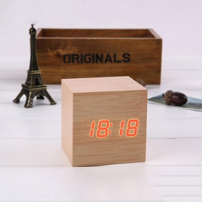 Réveil Bois Multicolore LED Moderne Avec Contrôle Sonore Et Thermomètre - www.yonis-shop.com