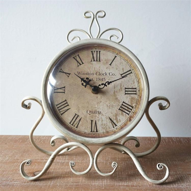 Horloge Rétro En Fer Pour Salon Décoration Silencieuse Durable Et Élégante - www.yonis-shop.com
