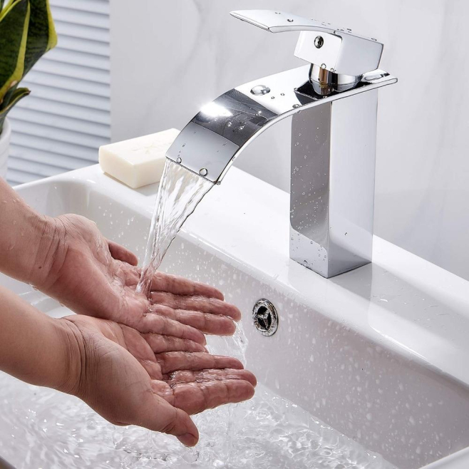 Mitigeur De Lavabo Cascade Eau Chaude Et Froide En Cuivre Monocommande Finition PVD Résistante À La Corrosion - www.yonis-sho...