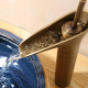 Robinet De Lavabo Cascade Eau Chaude Et Froide En Laiton Débit Fluide Ouverture 3,2 À 4 Cm - www.yonis-shop.com