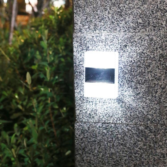 Lampe Solaire De Jardin Décorative À 6 LED IP65 Avec Allumage Automatique Et Autonomie De 6 À 8 Heures - www.yonis-shop.com