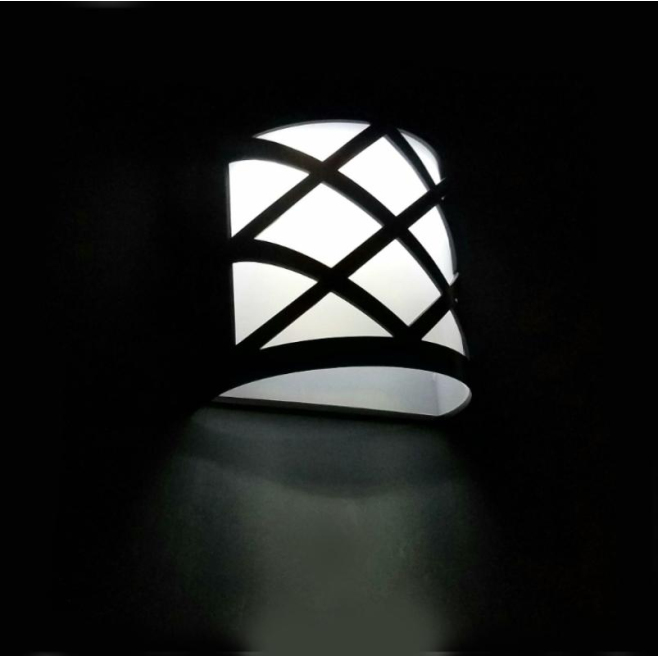 Lampe Murale Solaire LED Extérieure Pour Jardin 120 Lumens IP44 Lumière Blanche Allumage Automatique Éclairage 6 À 8 Heures -...
