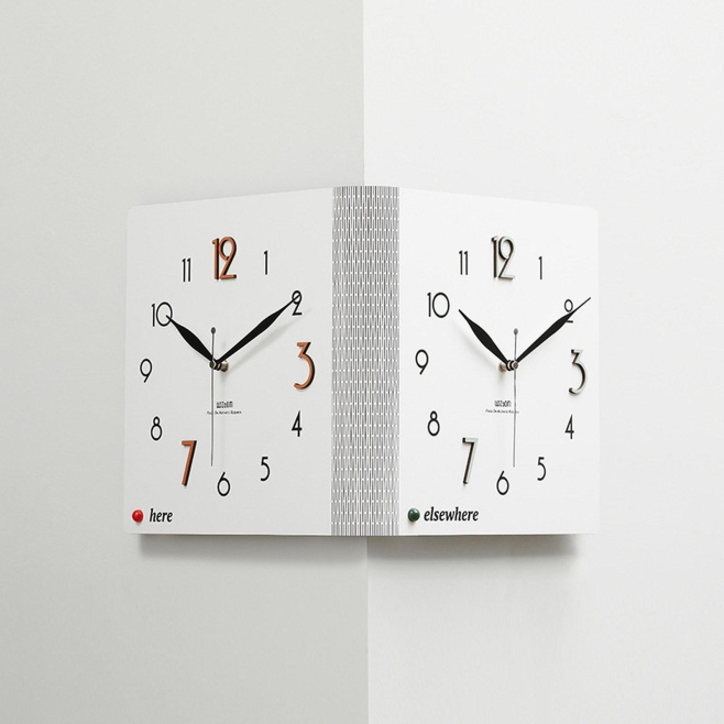 Horloge Murale D’Angle Double Face Blanche Format Moyen Pour Salon Avec Joint Flexible Et Mouvement Quartz Silencieux - www.y...