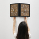 Horloge Murale D’Angle Double Face Pour Salon Quartz Silencieux Installation Sans Perçage Style Bois Rétro - www.yonis-shop.com