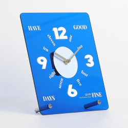 Horloge De Table Carrée Verte En Acrylique Miroir Avec Mouvement Quartz Silencieux Et Chiffres 3D En Relief - www.yonis-shop.com