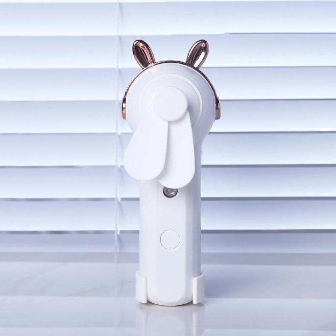 Ventilateur Brumisateur Portable USB Rechargeable Avec Pince Pour Aérateur De Voiture 3 Vitesses Batterie 500 mAh - www.yonis...