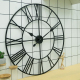 Horloge Murale Décorative Rétro en Fer avec Chiffres Romains et Fonctionnement Silencieux pour Salon ou Bureau - www.yonis-sh...