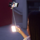 Perche À Selfie Bluetooth Avec Lumière Intégrée Pour Photos Parfaites En Extérieur - www.yonis-shop.com