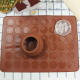 Plaque &agrave; macarons en silicone marron 48 moules + Poche &agrave; douilles - www.yonis-shop.com