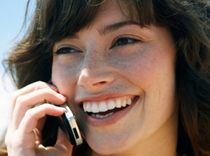 Vous pouvez téléphoner à partir du micro espion