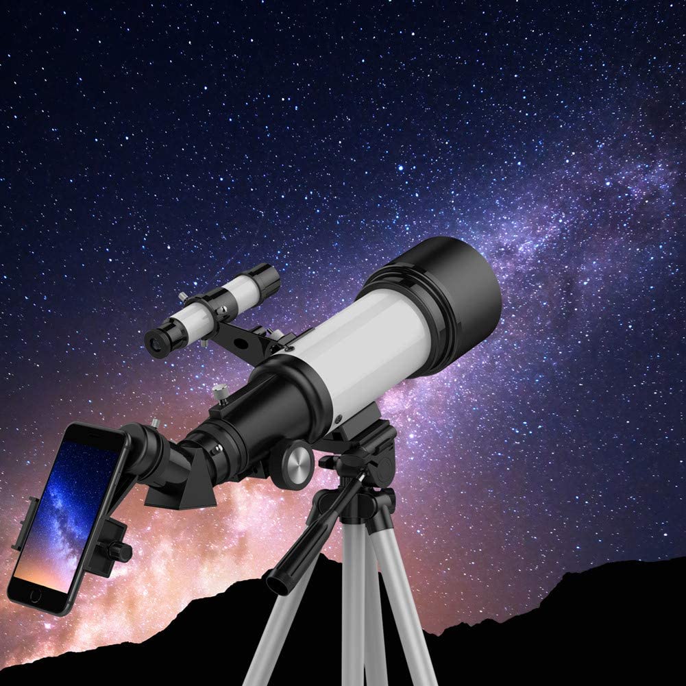 Lunette astronomique avec support smartphone sur fond étoilé