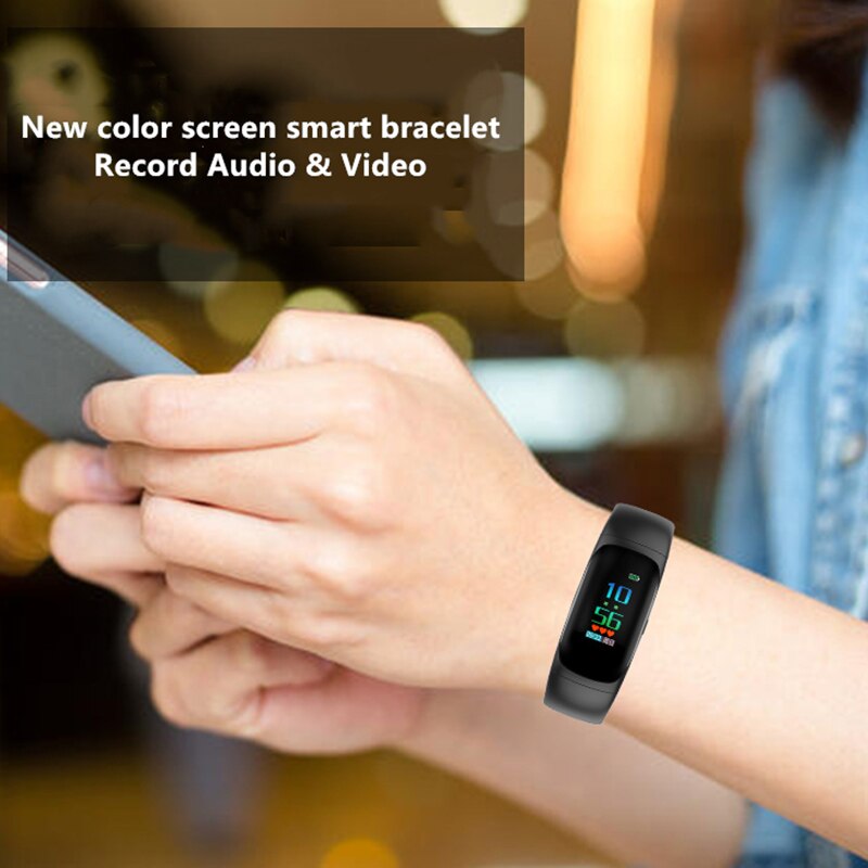 Utilisez ce bracelet pour le suivi des activités & l'espionnage